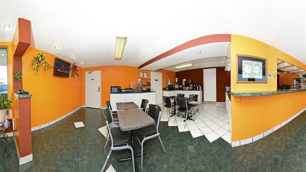 Americas Best Value Inn Cullman Bagian luar foto