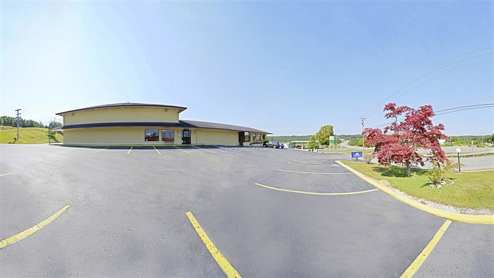Americas Best Value Inn Cullman Bagian luar foto