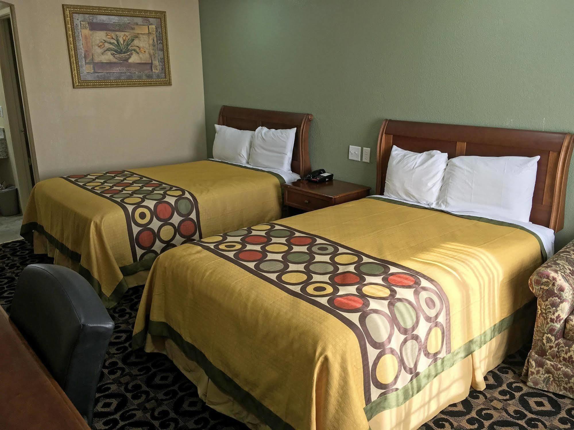Americas Best Value Inn Cullman Bagian luar foto